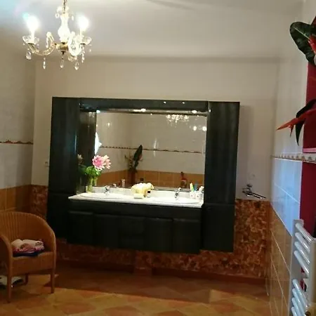 Bed & Breakfast Py *